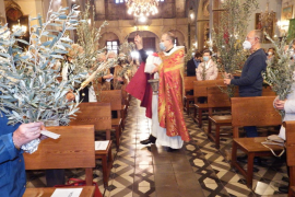 Sóller obri la Setmana Santa amb una atípica benedicció de rams