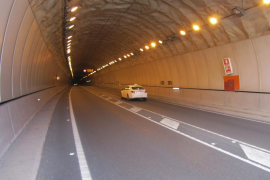SOLLER .- INTERIOR DEL TUNEL DE SA MOLA.