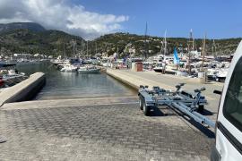 La rampa de varada es col·lapsa cada cap de setmana per l’allau d’embarcacions que s’amollen a la mar.