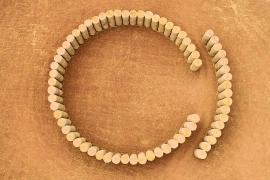 El teatre ja s’ha dotat d’il·luminació, dispositiu de seguretat i banys.