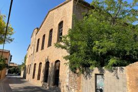 La Fàbrica Nova està catalogada com equipament cultural.