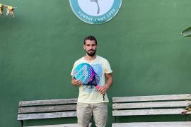 Miquel Arbona juga a pàdel d’ençà de fa quinze anys i es caracteriza per destacar en l’atac.