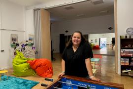 Lídia Martínez està amb els joves al casal tots els capvespres de dimecres a dissabte.