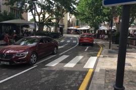 SOLLER. CIRCULACION. La reforma circulatoria del PP lleva más tráfico a la plaza. Señalización.