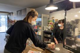 SOLLER - CORONAVIRUS - EPIDEMIAS - INDIGNACION EN EL SECTOR DE LA RESTAURACION POR LOS CIERRES.