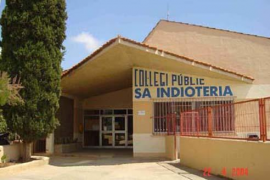 Al col·legi de Sa Indioteria s'efectuarà la reposició del paviment del patí d'infantil.