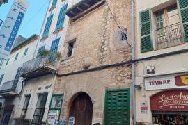 L’immoble està protegit dins el catàleg municipal.