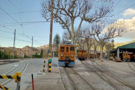 El tren a l'estació de Sóller.
