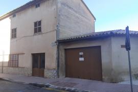 El casal de colònies del Port està ubicat en un lloc cèntric i accessible.