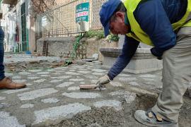La mostra fet amb pedra mallorquina.