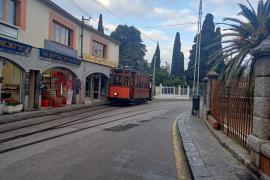 El tramvia reprèn el servei amb quatre freqüències