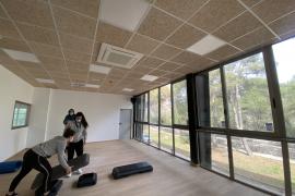 Les sales quedaren llestes el passat dilluns i durant aquesta setmana s’estan fent proves de so i altres comprovacions.