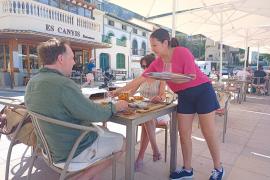 Alguns restaurants tenen problemes per garantir els serveis.