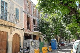 La construcció d’un habitatge unifamiliar al carrer de la Gran Via.