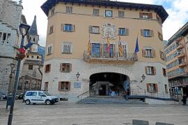 SOLLER. FACHADA DEL AYUNTAMIENTO DE SOLLER.