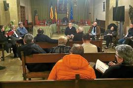 La reunió entre les entitats i l’Ajuntament se celebrà el dimarts a la Sala Magna.