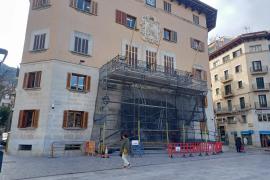 L'accés a l'Ajuntament es trasllada de manera provisional al carrer Jeroni Estades