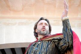 Bernat Reynés va fer de Capità Angelats del Firó durant diversos anys.