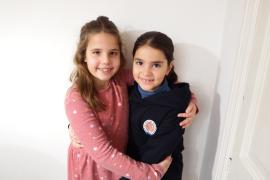 Isona i Aina estan molt contentes per ser les elegides.