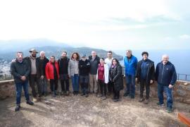 Les autoritats van visitar el dissabte la nova finca pública del Port de Sóller.
