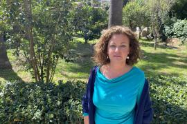 La sollerica Cati Eva Canyelles viu l’amor per la glosa gràcies a la seva besàvia glosadora.