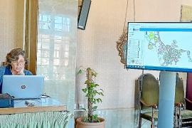 Moment de la presentació del visor de planejament urbanístic de Sóller.