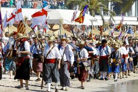 Fotografia de la multitud de participants en la batalla de Ca’n Generós .