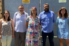 Més reivindicà els terrenys públics ara fa un any.