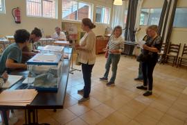 El col·legi de l'Institut es trasllada a l'escoleta de Juli Ramis.