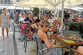 El 20% de les terrasses té ocupada la via pública de manera il·legal