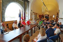 La reunió a l’oratori de Sant Ramon de Penyafort, al Port.