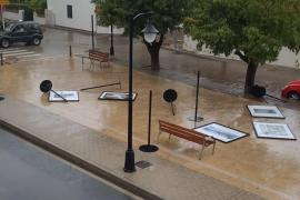 Estat de com ha quedat l'exposició al carrer Toni Montis.