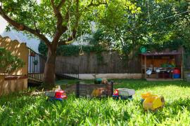 El pati de l’escoleta de Pa amb Oli, a Sóller.