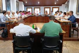 [VÍDEO] L'Ajuntament d'Inca exigeix al Govern la «retirada immediata» del decret contra el català a la sanitat