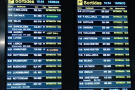 L'aeroport d'Eivissa es troba bloquejat per un incident amb un avió i no operen ni sortides ni arribades