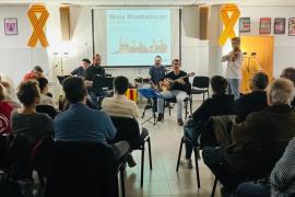 Nou Romancer encén els motors amb un concert improvisat a la seu de l'STEI Intersindical