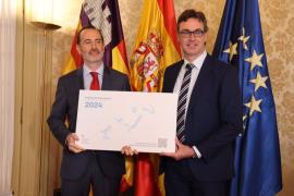 El Govern apujarà un 7,5% el sou dels alts càrrecs