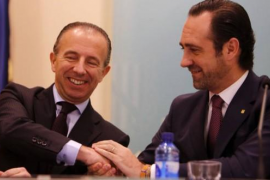 Greus acusacions de corrupció contra Carlos Delgado