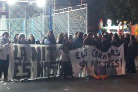 Desenes de dones es manifesten a Palma contra les violències masclistes amb el lema 'Les dones reivindicam la nit'