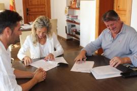 Juan Antonio Serra Ferrer, a la dreta de l'imatge.