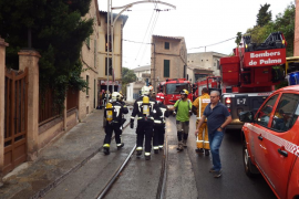 Un home pega foc al pis on vivia i després s'entrega a la Policia Local