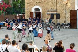 El pati també és molt utilitzat per fer ballades i concerts.
