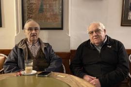 Francesc Pastor i Pere Frontera recorden amb les rialles i aventures viscudes amb el Grup Wilma.