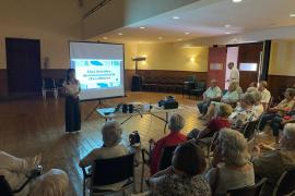 SOLLER - Els Serveis Socials organitzen una jornada dâactivitats al VictÃ²ria pel Dia Internacional de la Gent Gran.