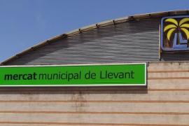 Cau el sostre d'un supermercat al Mercat de Llevant