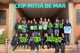 El CEIP Mitjà de Mar se suma a la campanya «La llengua no es toca»