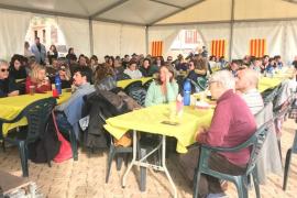 Força i bons aliments a l'acte de MÉS per Mallorca: «La Diada ha estat, és i serà el 31 de desembre»