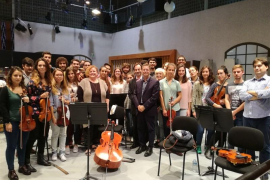 La consellera Ruth Mateu visita Sonoteque.