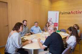 L'Ajuntament de Palma s'ha reunit aquest dimarts amb membres dels sindicats UGT i CCOO.