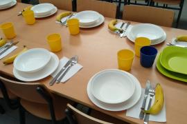 MÉS proposa una iniciativa per garantir una menjada saludable al dia a infants i joves